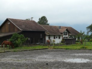Een oud boerderijtje aan de fietsroute