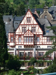 Een van de markante huizen van Traben-Trarbach