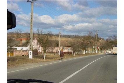 Roemeense huizen langs de route